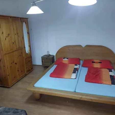 Casa de Férias Schoenes Mit Grossem Pool 1200 M Zum Balaton *